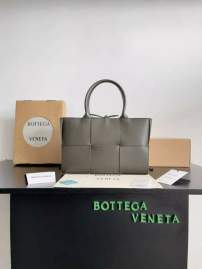 Picture of Bottega Veneta Handbags _SKUfw184065727fw